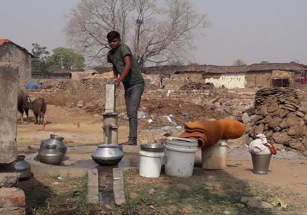 Struggle for water in chitrakoot up