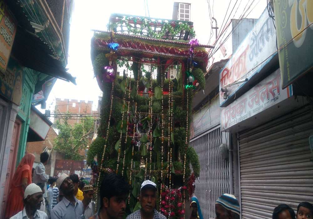 muharram:see photos of special rayi ka tajiya and burraken from jhansi