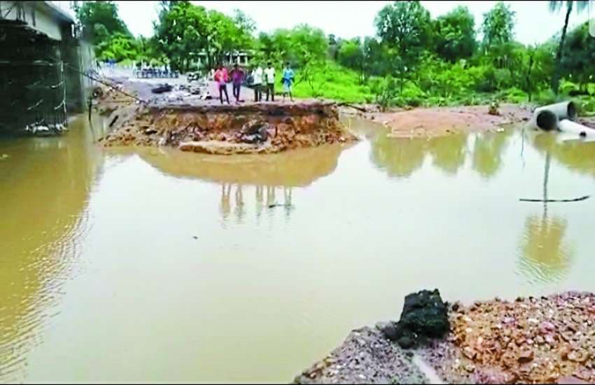 Rain havoc: Baha diversion at three places on National Highway