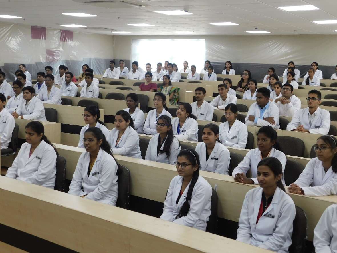 During the medical college inspection, Minister Dr. Vijayalakshmi revi