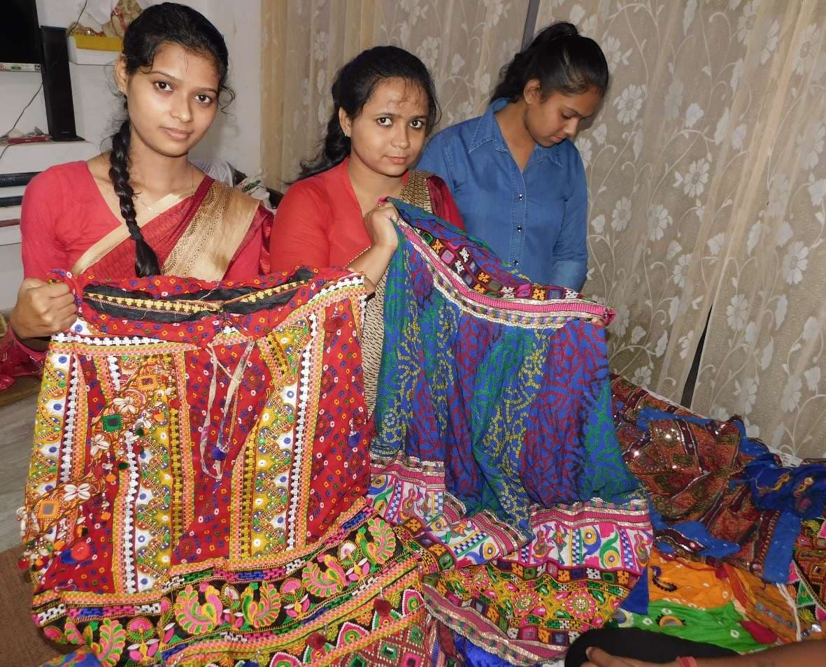 Gujarati clothing boom in city shops for preparation of garbage