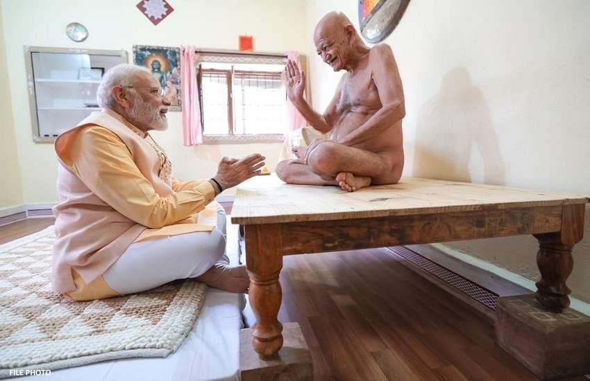 विद्यासागर महाराज जी के समाधि पर प्रधानमंत्री मोदी जी ने ट्वीट कर शोक जताया।