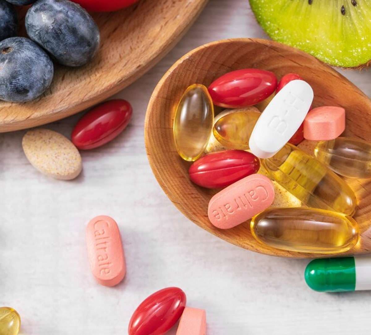 supplements-and-vitamins.jpg