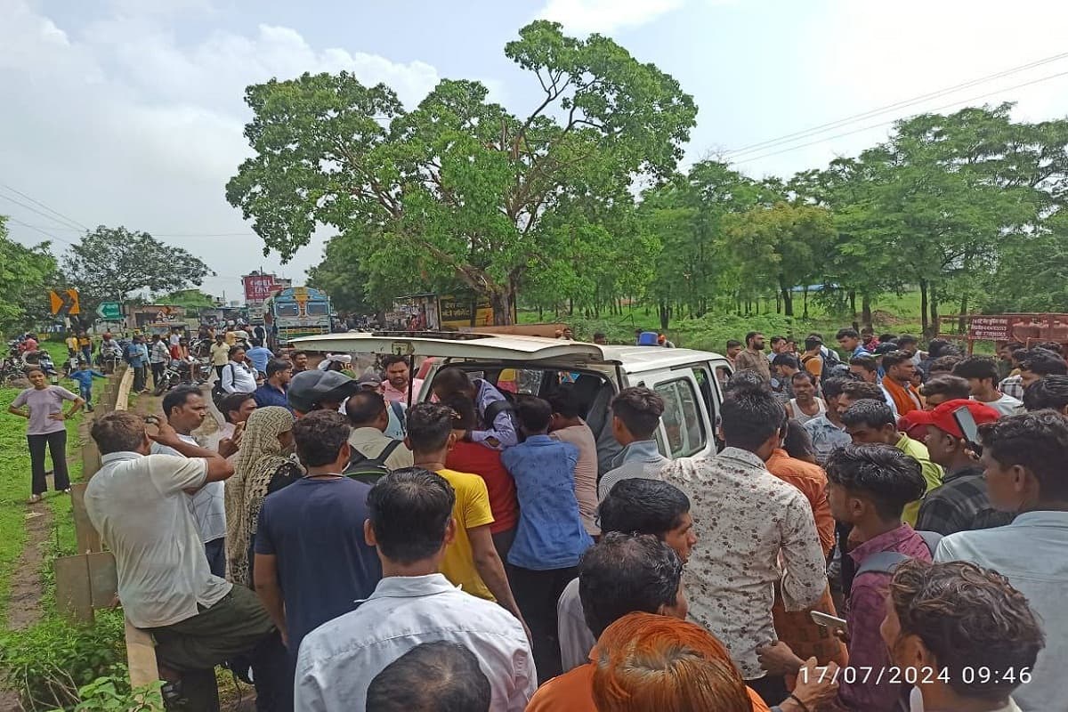 Baloda Bazar Road Accident